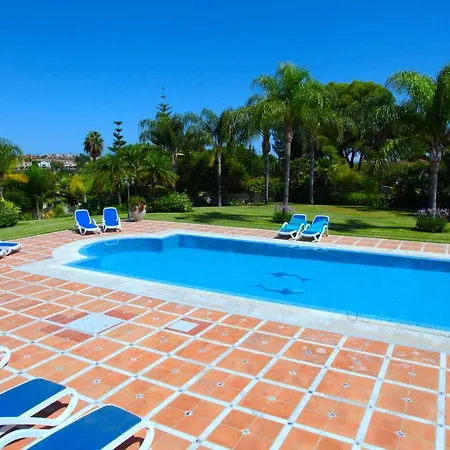 Large Immaculate Delightful Villa On 5000M2 With Private Pool, Golf Sea View * אסטפונה