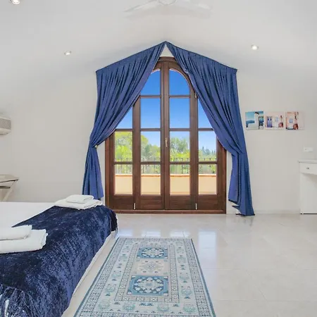 וילה Large Immaculate Delightful Villa On 5000M2 With Private Pool, Golf Sea View *